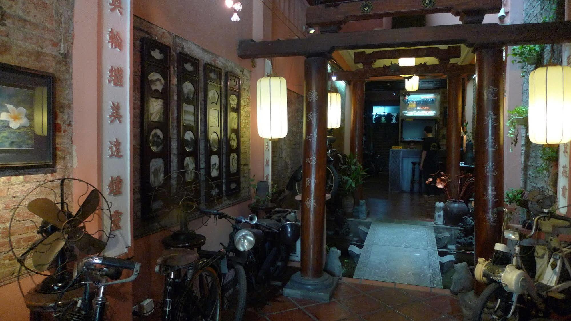 Hotel Garden Queen Hanoi Exterior photo
